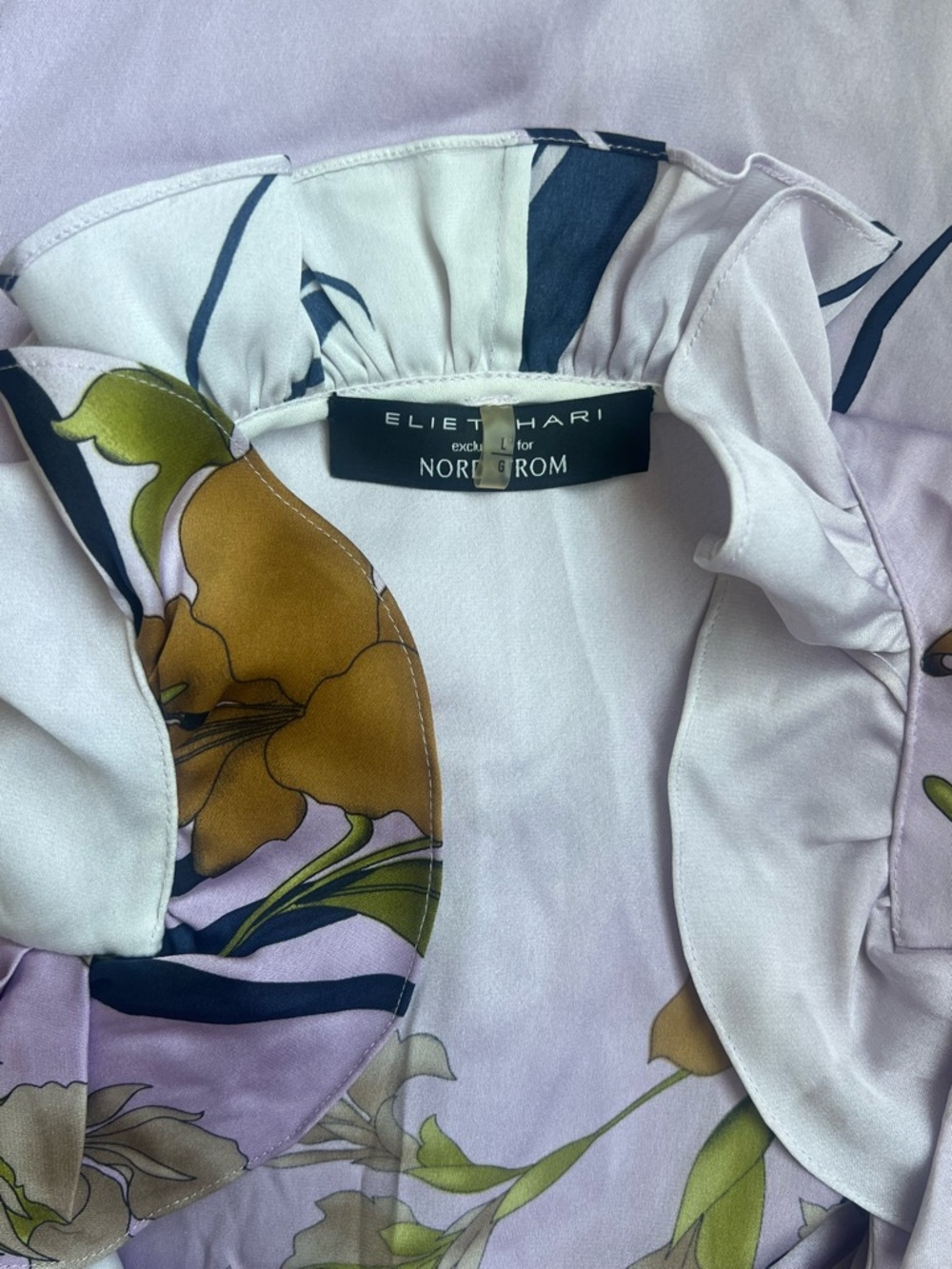 Elie Tahari Floral Silk Ruffle Neck Lavender Blouse Size Large - Picture 7 of 8